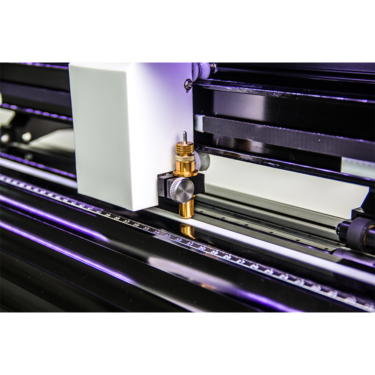 MOMO 48“ Single Head Vinyl Cutter with WIFI - Image 4